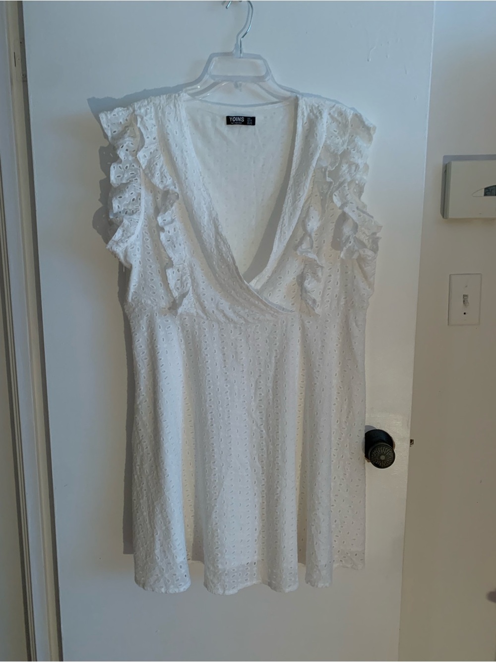 Yoins , Women's White Eyelet Ruffle Sleeve V-Neck lined mini dress 2X